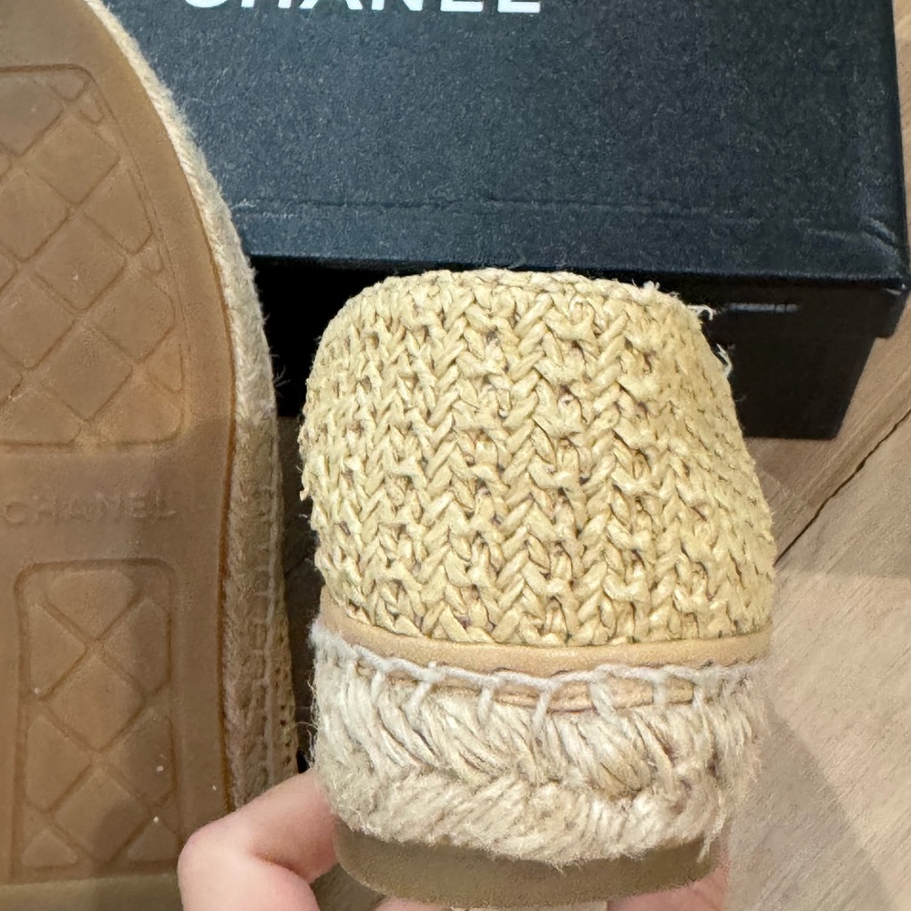 CHANEL Cream and Black Espadrille Shoes with Iconic Logo - Picture 7 of 8